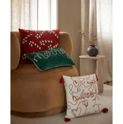 Bestickte Kissenhulle Alora Mit Weihnachtlichem Motiv