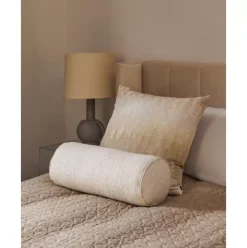 Boucle-Nackenrolle Aya Mit Kederumrandung