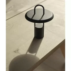 Dimmbare Outdoor Led-Tischlampe Pier Mit Usb-Anschluss