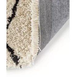 Flauschiger Hochflor-Laufer Naima, Handgetuftet