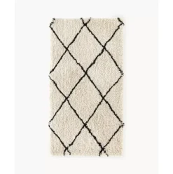 Flauschiger Hochflor-Teppich Naima, Handgetuftet