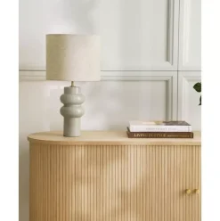 Grose Keramik-Tischlampe Christine