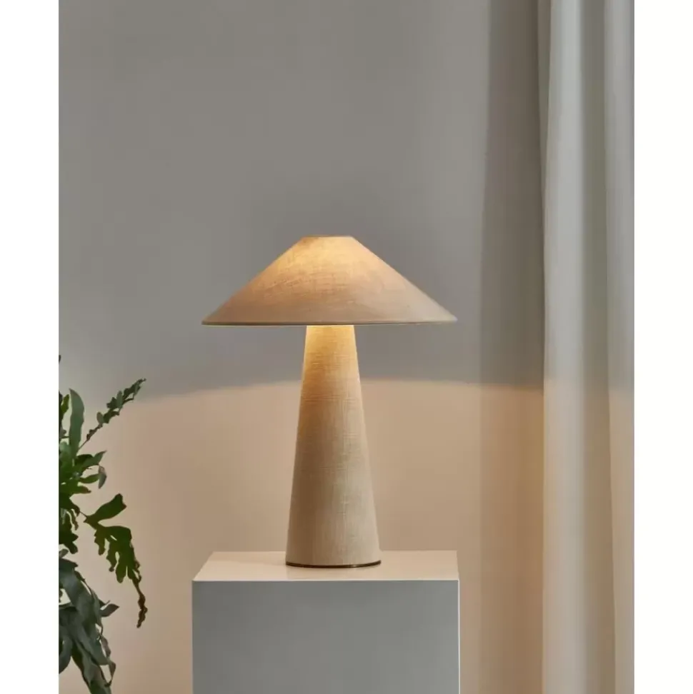 Grose Tischlampe Ilena Aus Leinen