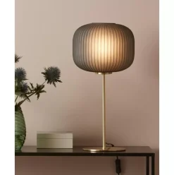 Grose Tischlampe Sober Mit Glasschirm