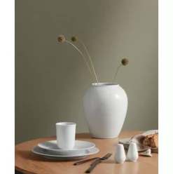 Handgefertigte Porzellan-Vase Rhombe, H 25 Cm