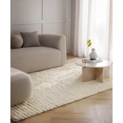 Handgewebter Hochflor-Wollteppich Octavia Mit Hoch-Tief-Struktur