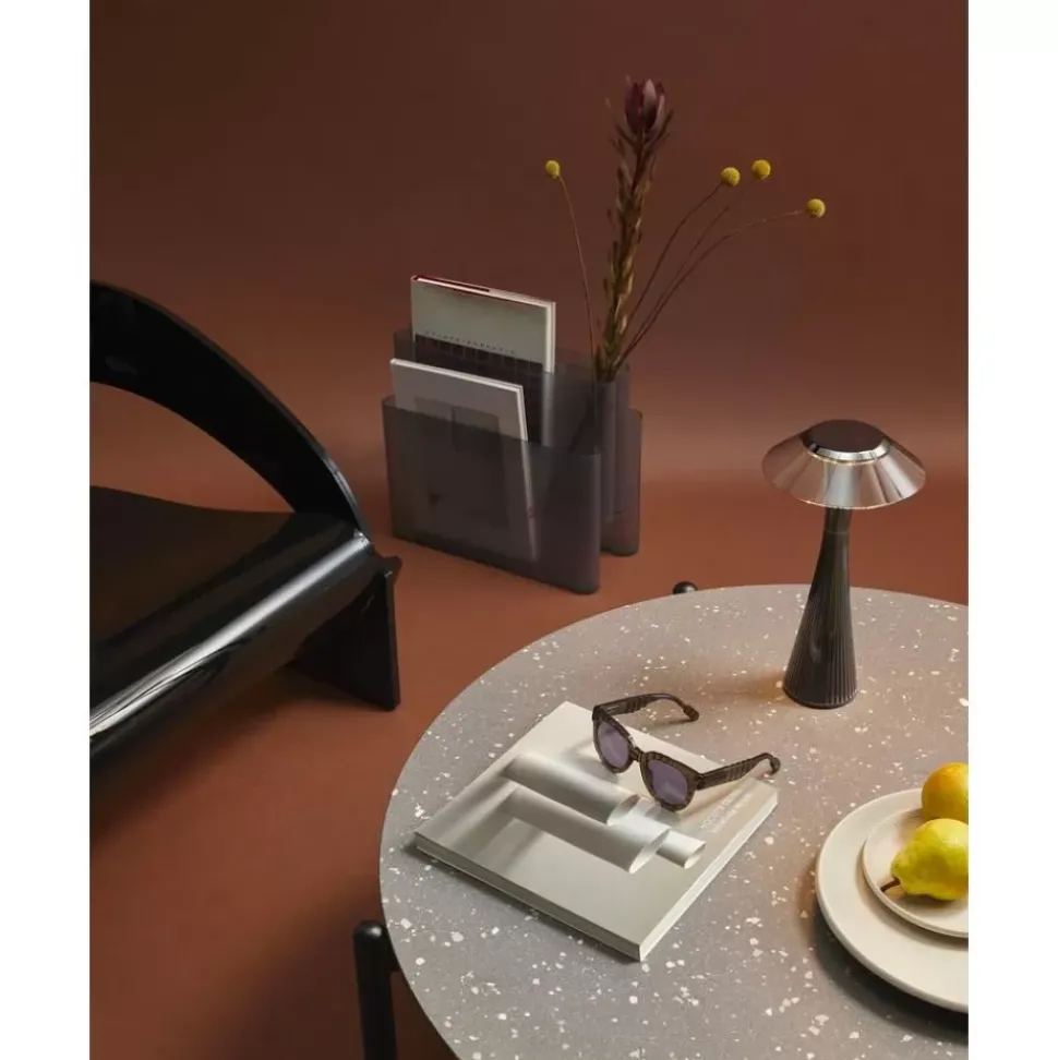 Kleine Mobile Led-Tischlampe Space