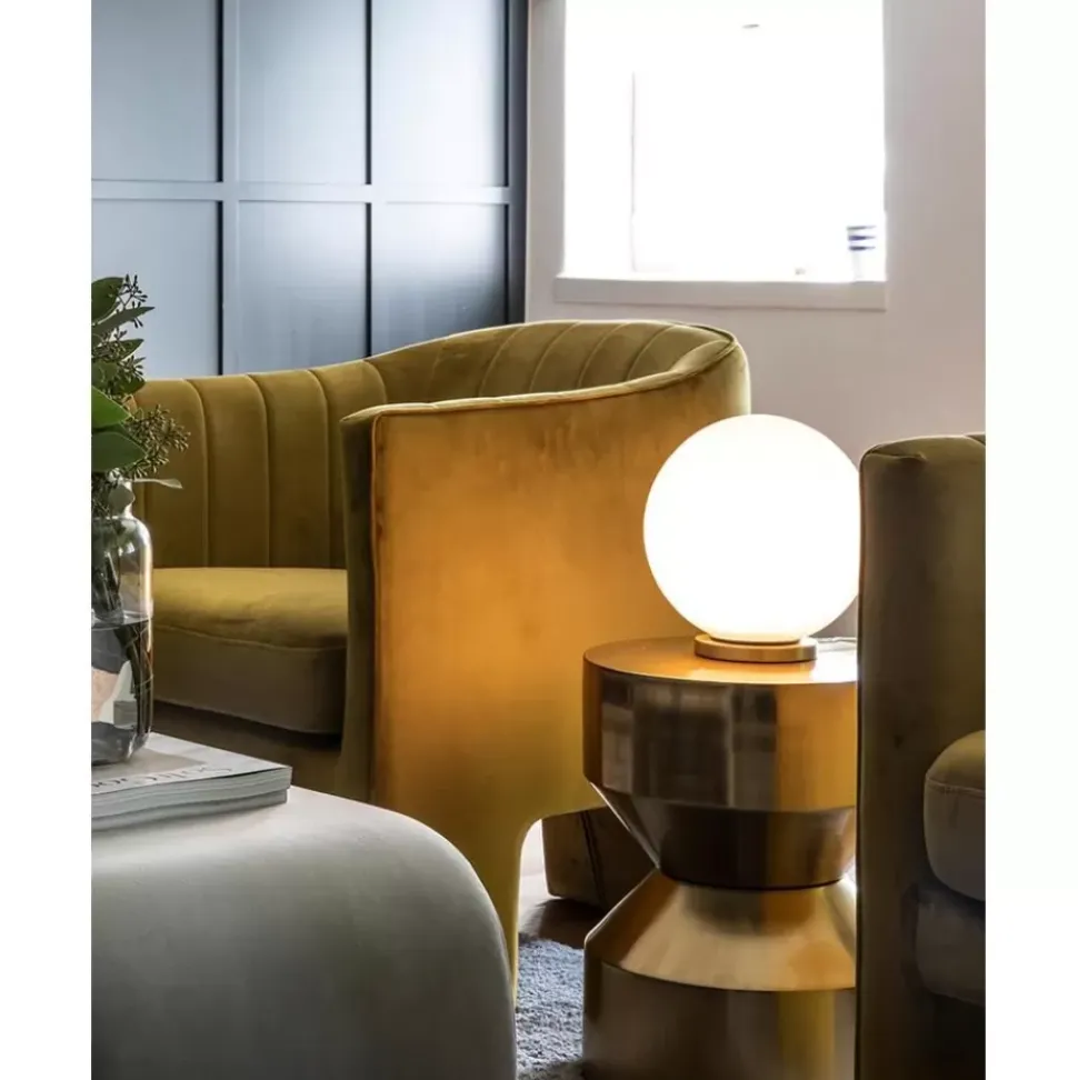 Kleine Tischlampe Beth Aus Opalglas