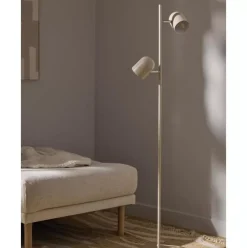 Metall-Stehlampe Almo