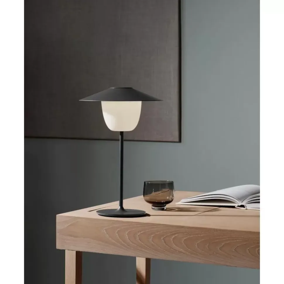 Mobile Dimmbare Led-Ausenleuchte Ani Zum Hangen Oder Stellen